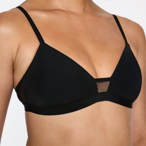 Under FeelGood Wirefree T-Shirt Bra Black
