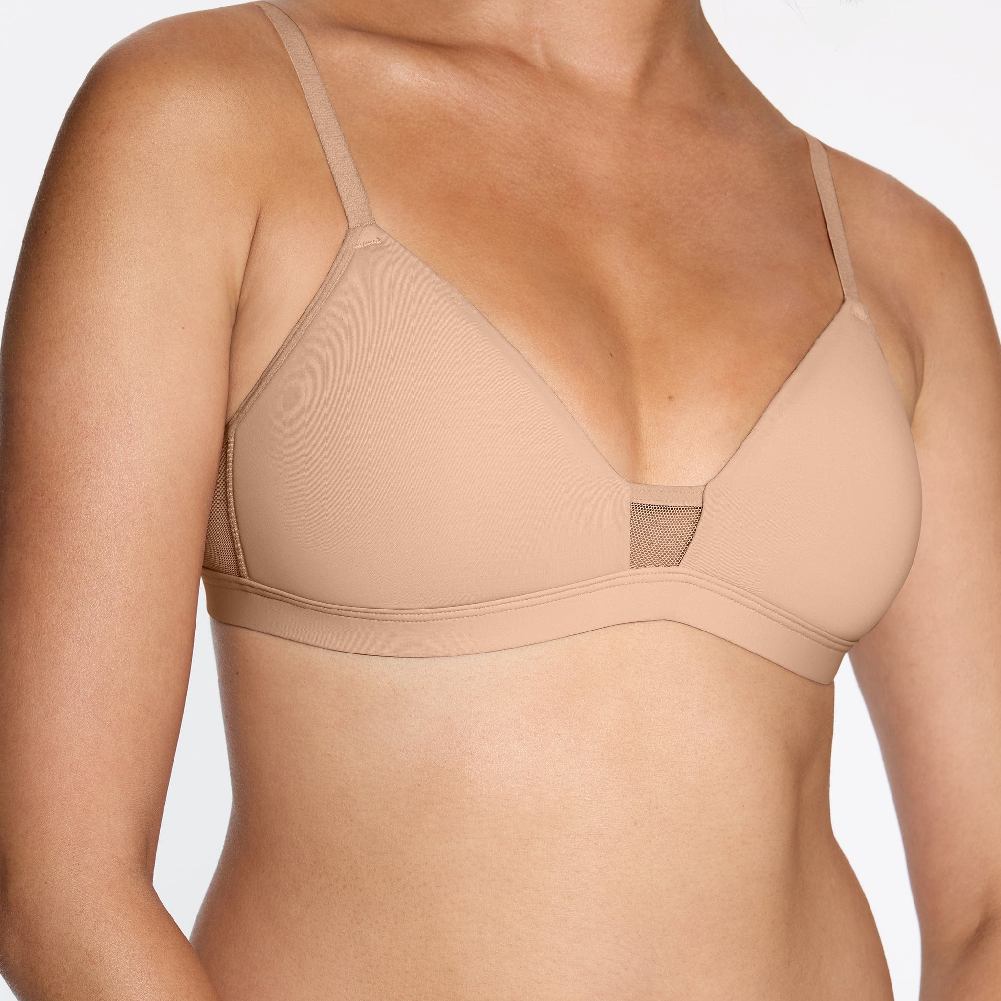 Under FeelGood Wirefree T-Shirt Bra Buff