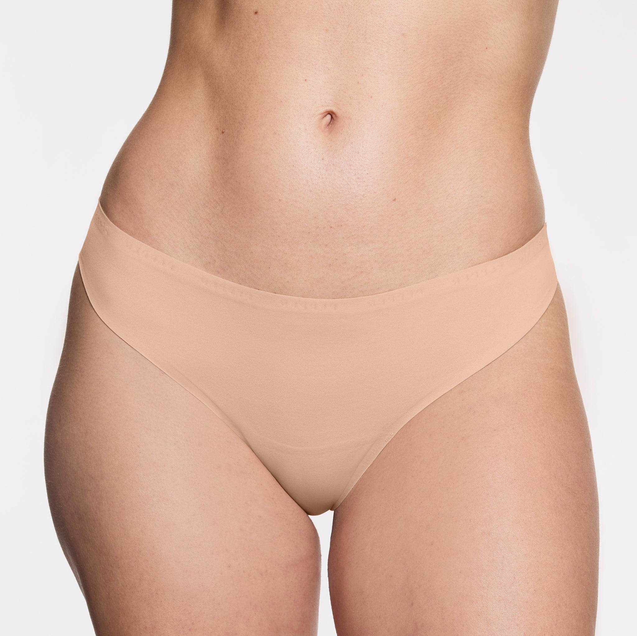 Under Simply Smooth No Show Thong Buff