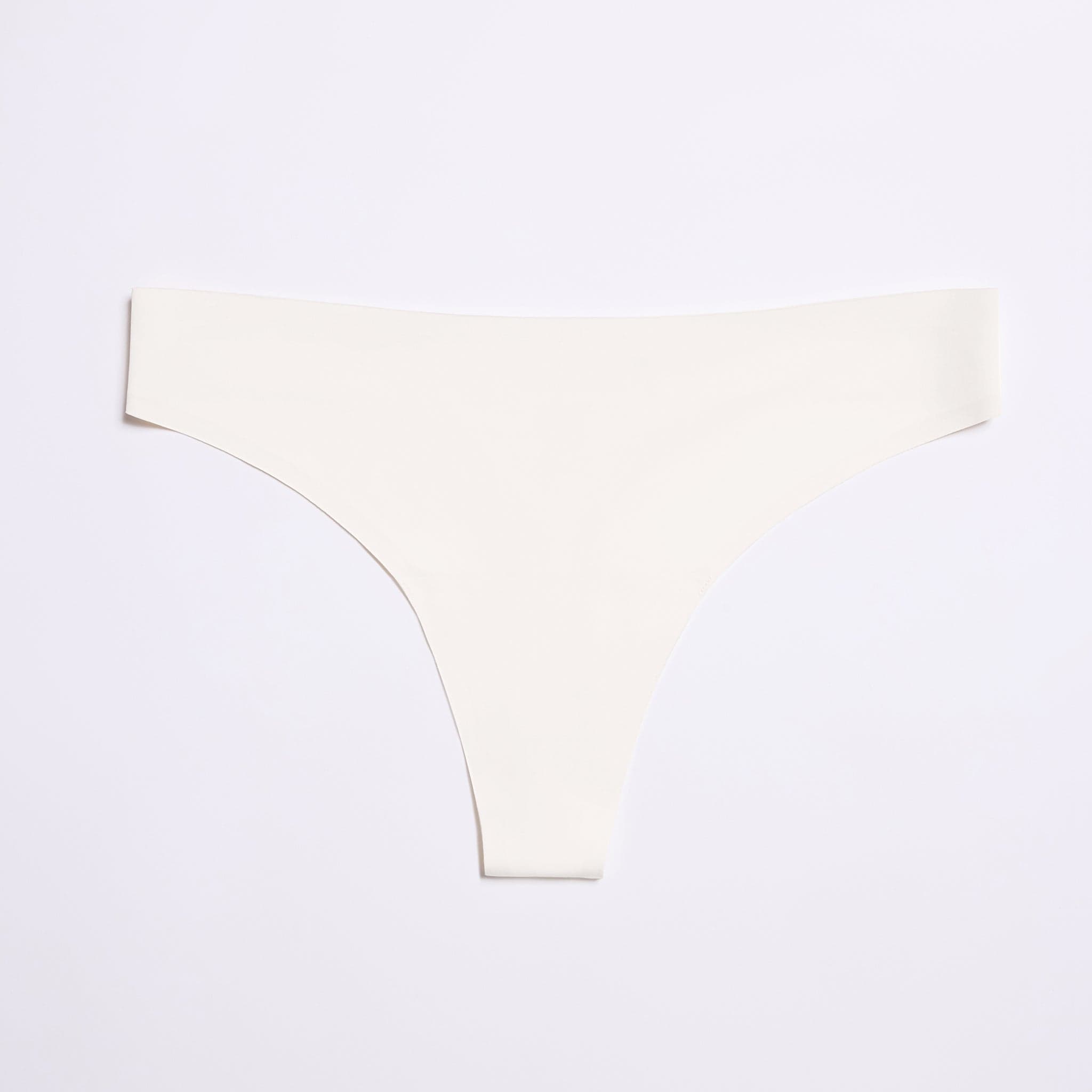 Under Simply Smooth No Show Thong Ecru