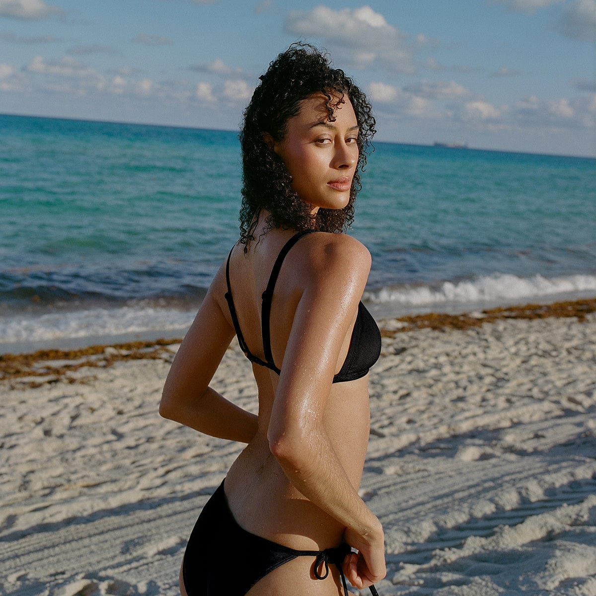 Under Triangle Bikini Top Black